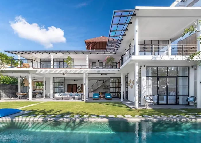 Sanya Berawa Villa