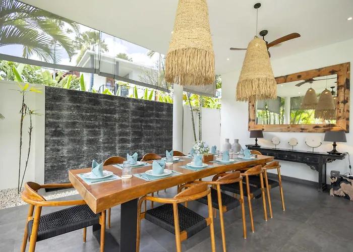 Sanya Berawa Villa *